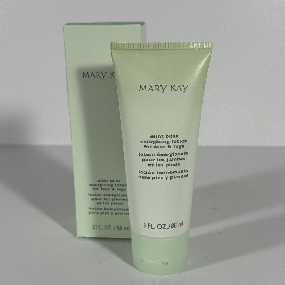 Mary Kay Mint Bliss Energizing Lotion for Feet & Legs 3 Fl Oz 88 ml New in Box